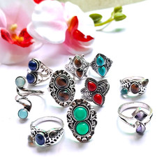 Lotto di 10 anelli con pietre