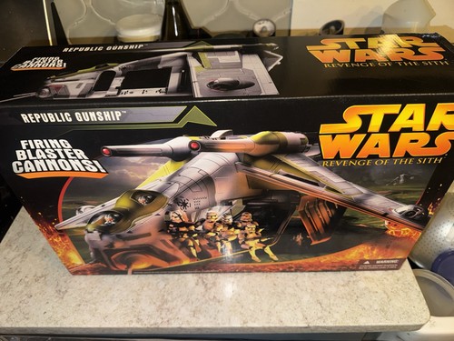 Republic gunship 2005 star - 2005,