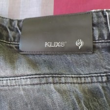 jeans nero strappati uomo