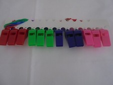 SET 3 FISCHIETTI VIOLA CON LACCETTO BLU - ARBITRO CALCIO ALLENATORE SOCCORSO