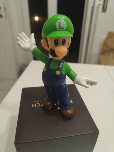 Luigi kinder nintendo - luigi, pasqua