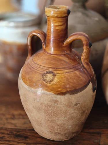 Brocca terracotta smaltata