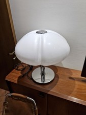 Gae Aulenti lampada da tavolo