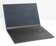 Razer Blade 16 modello