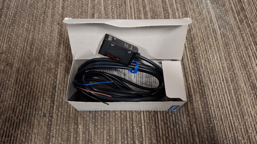 E3s ad81 plc - ,