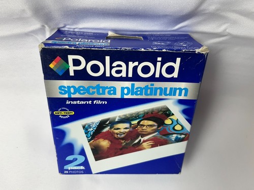 Polaroid spectra alta - •,