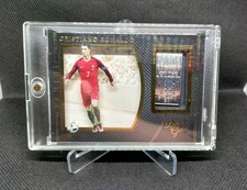 2016-17 Panini Black Gold -