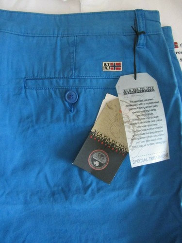 Napapijri shorts bermuda - bermuda, 40