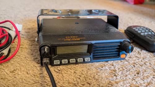 Yaesu ftm7250dr - yaesu,