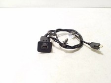 JEEP CHEROKEE KJ USB