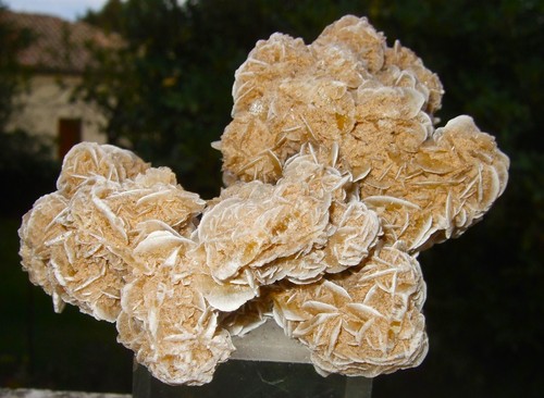 Minerali grezzi - -,
