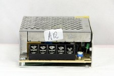 Alimentatori/trasformatori/regolatori di corrente 12 V (12)