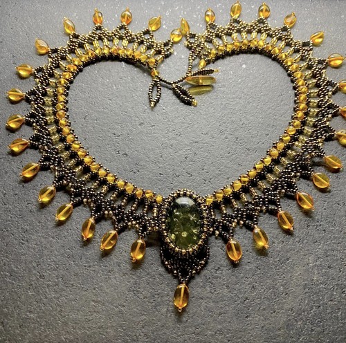 Collana floreale ambra vintage