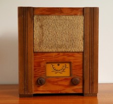 Wartime Civilian Valve Radio