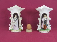 COPPIA DI VASI IN PORCELLANA EPOCA VITTORIANA STILE STAFFORDSHIRE LN14