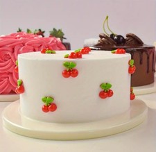 Torta finta realistica