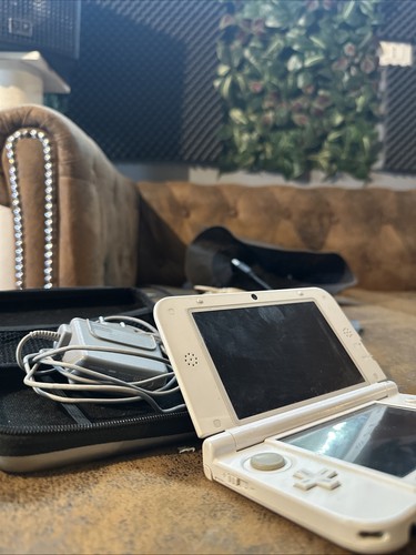 Nintendo 3ds console - nintendo,