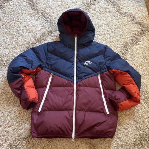 Nike sportswear shield down - nike,