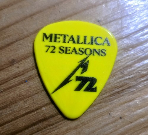 Metallica pick m72 - metallica,
