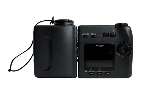 Nikon coolpix 990 - nikon,