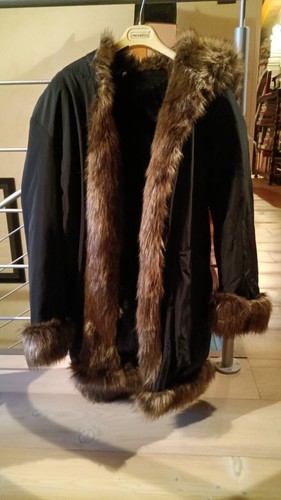 Cappotto nuovo pellicciotto