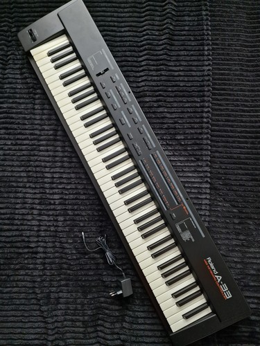Roland midi keyboard - a-33,