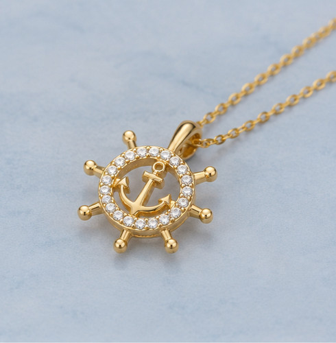 Collana con ciondolo ruota - , di