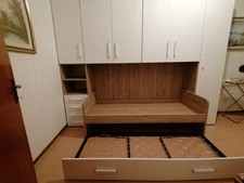 Armadio a ponte con letto