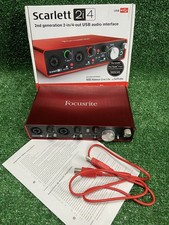 Focusrite Scarlett 2i4, 2a