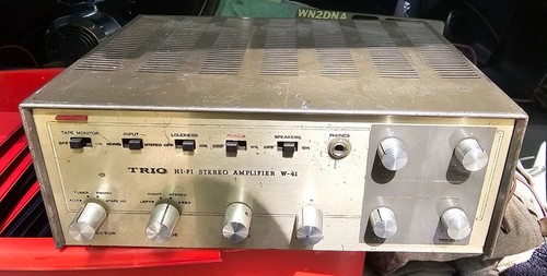 Raro amplificatore valvolare
