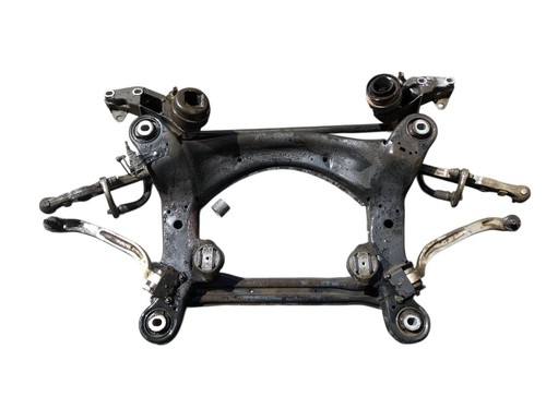 Sotto telaio anteriore motore - sotto,