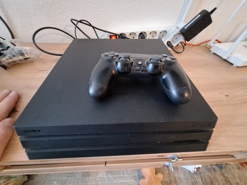 Playstation pro 1tb - 4, |