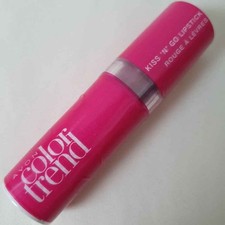 Avon color trend  Kiss' n go