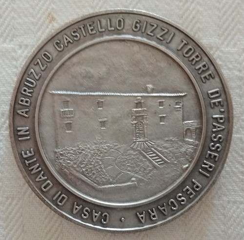 1981 castello gizzi - gizzi-torre, dei
