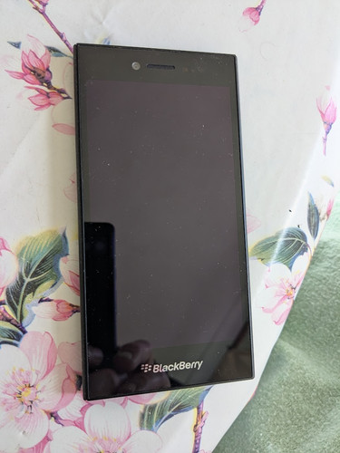 Smartphone blackberry leap - smartphone,