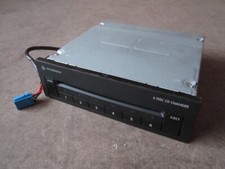 VOLKSWAGEN 6 CD CHANGER