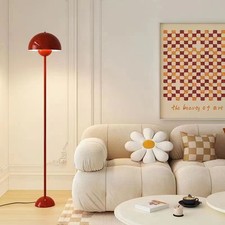Lampada da terra a forma di