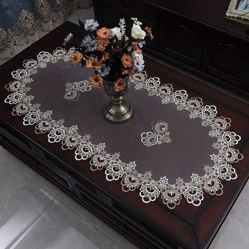 Copritavolo decorativo - , in