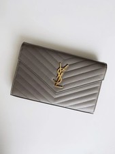 borsa POCHETTE CON CATENA DORATA CASSANDRE YSL GRIGIO CHIARO