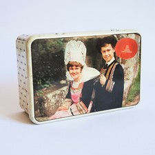Scatola latta vintage francese Massilly immagini ragazzi abiti tradizionali