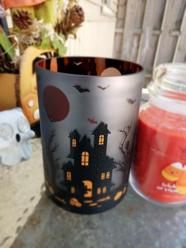 Yankee candle halloween house - yankee,