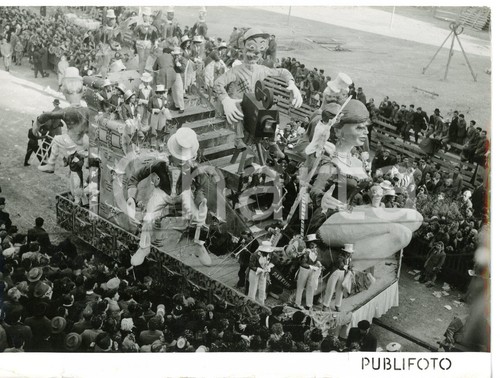1955 liguria sfilata carri - 1955,
