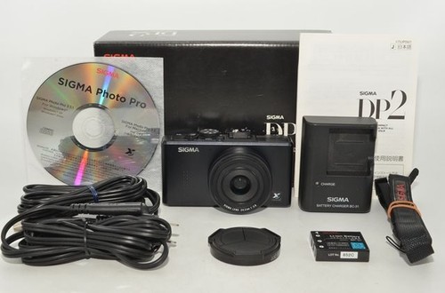 Fotocamera digitale compatta
