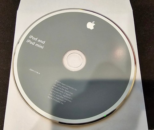 Apple ipod - apple, mini