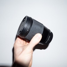 Sigma 16mm dc - sigma, f/1.4