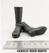 Modellino stivali scarpe vuote