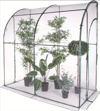 Serra parete muro giardino