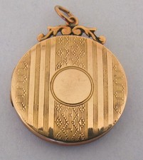 Ciondolo medaglione vittoriano edoardiano oro 9 ct retro e davanti