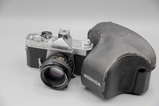 Macchina fotografica analogica Konica Autoreflex T3 con obiettivo HEXANON 1,7 come nuova