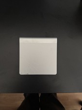 Apple MC380Z/A Magic Trackpad - Argento, Scheggiato ma funzionante